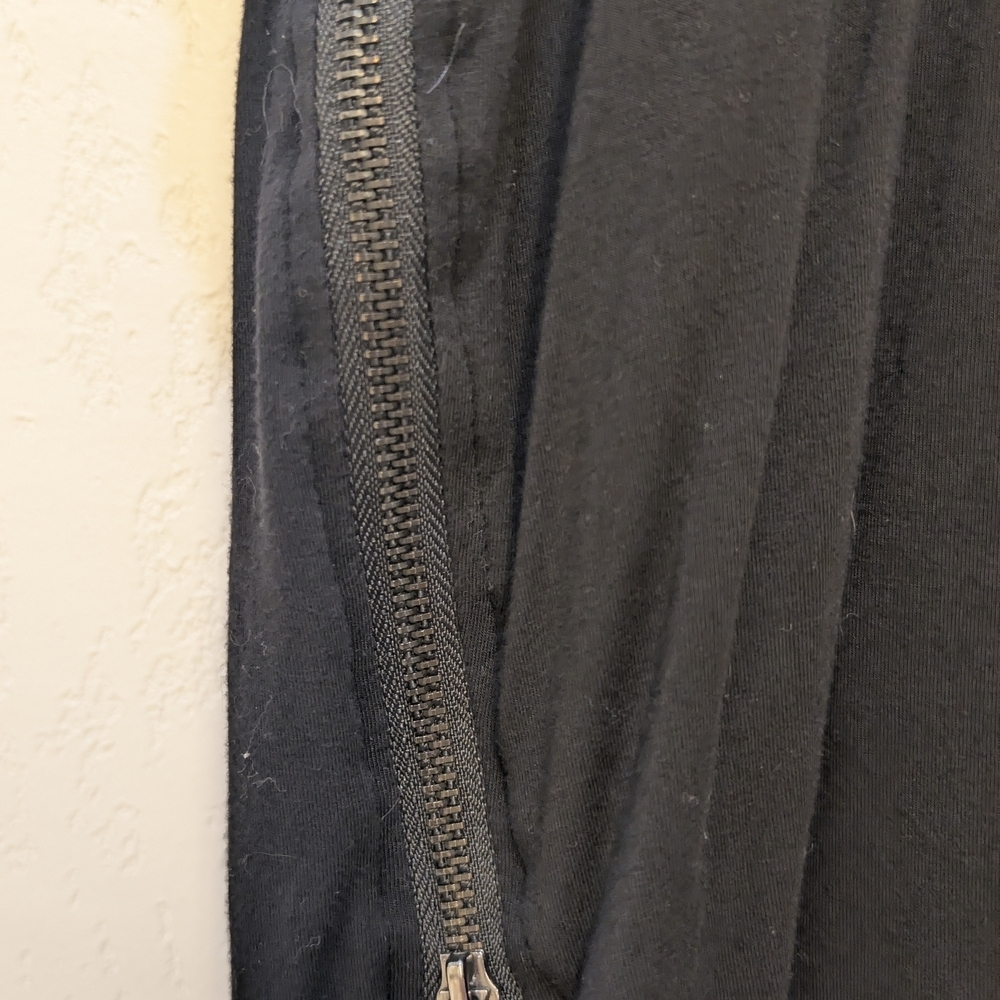 POL Black V-Neck Womans Dress Side Zip Size Medium - Picture 9 of 9